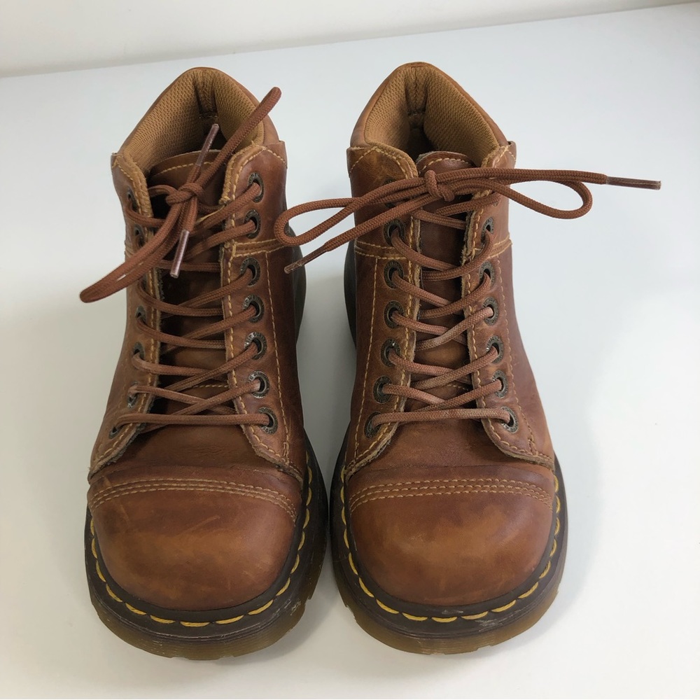 Dr. Martens Vintage Yolanda Leather Lace-Up Ankle Boots - Picture 1 of 14